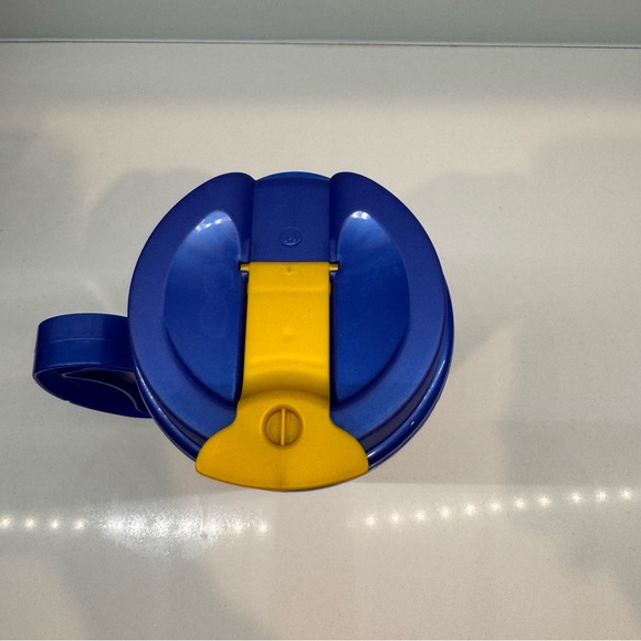 Disney World 50th Anniversary Refillable Mug Mickey Minnie Resort Cup Excellent - Picture 6 of 8